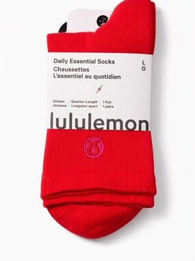 Lululemon Daily Essential Socks Red Quarter Length Unisex L/G NWT